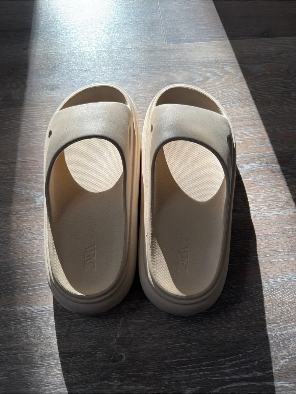 ZARA Kids Beige Platform Sandals Size 7